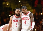 篮球盛事再度引起轰动，球队竞争日益白热化