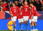 国际足坛备战热火朝天欧洲杯预选赛焦点凸显